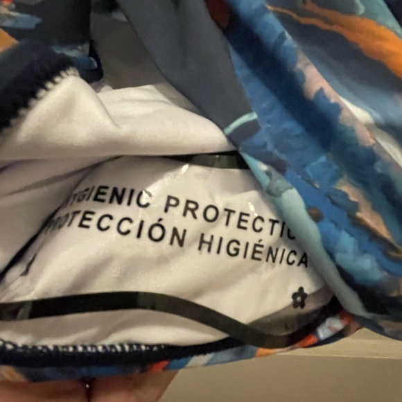 Axesea  Women’s Rashguard Long Sleeve Swimsuit - Picture 14 of 15